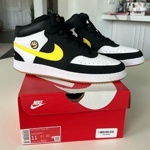 Nike Court Vision Mid w/box - Go the Extra Smile Size 11 BRAND NEW NEVER WORN